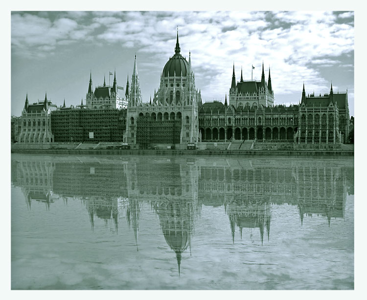 photo "Прогулки по Будапешту (Парламент)" tags: travel, Europe