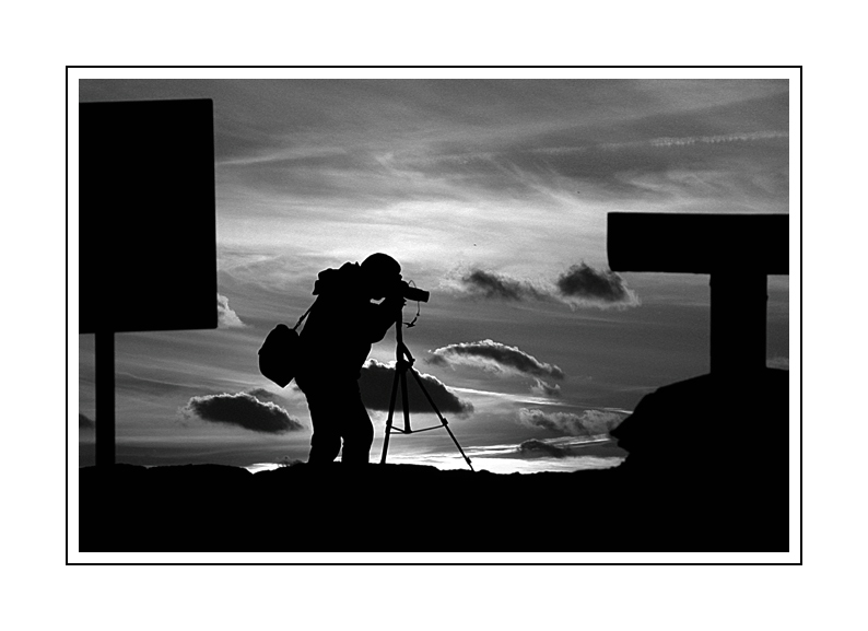 photo "Catch you #2" tags: black&white, landscape, sunset