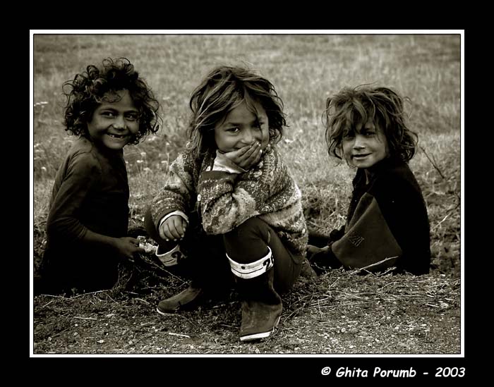 photo "Copii de tigan" tags: portrait, children