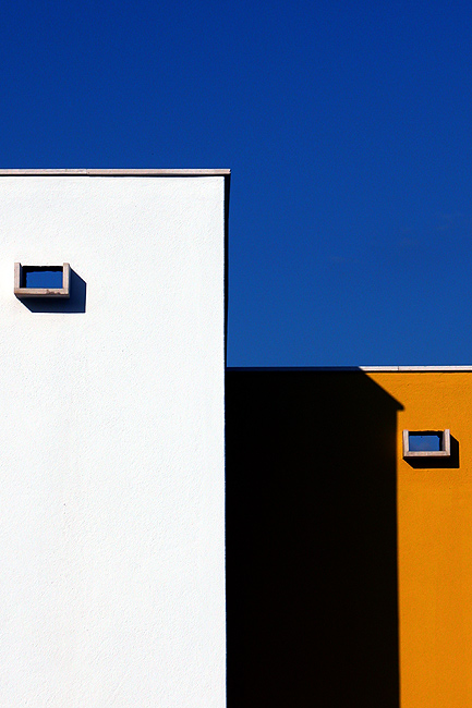 photo "geometric colours" tags: architecture, landscape, 