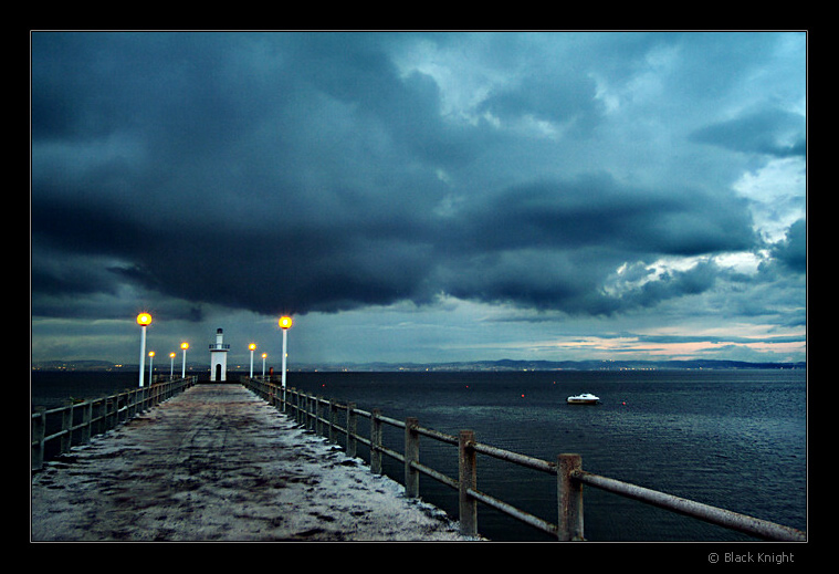photo "The Pier" tags: landscape, clouds, night