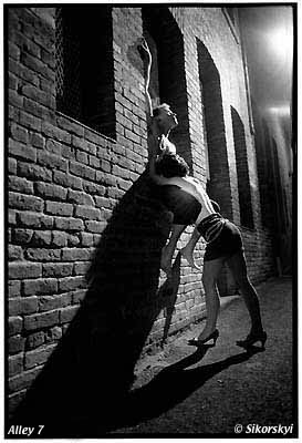 photo "Alley Dating #7" tags: genre, black&white, 