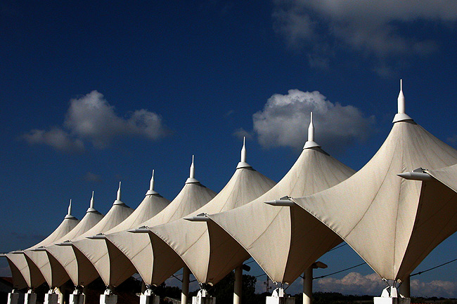 photo "tilt-yard" tags: architecture, landscape, 