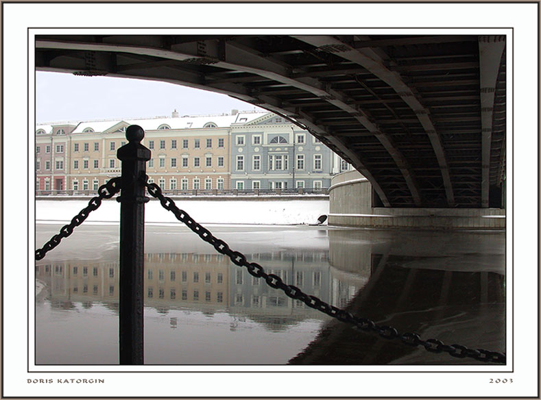 photo "Aspect from under the bridge" tags: architecture, landscape, water