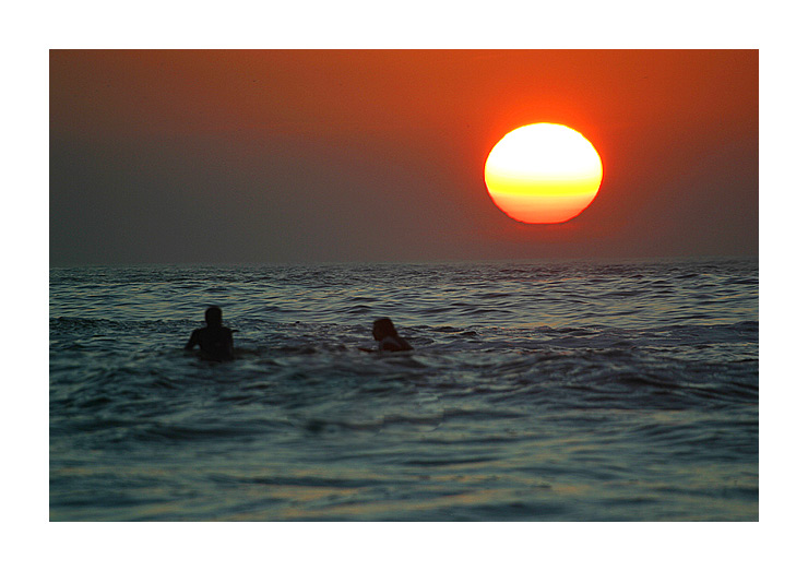 photo "Surfing at the end of the day" tags: sport, 