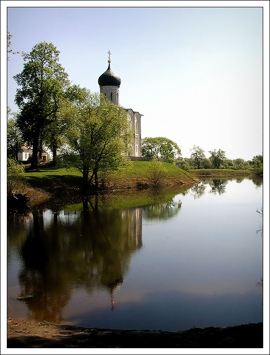 photo "Temple of the Cover on Nerli" tags: landscape, architecture, water