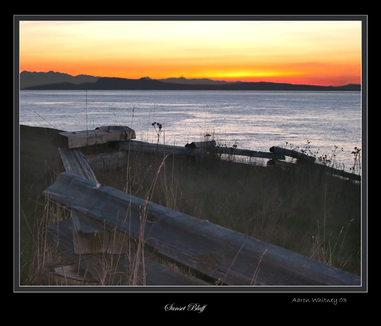 photo "sunset bluff" tags: landscape, sunset, water