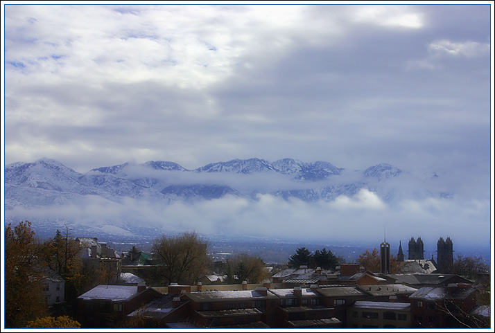 фото "Над крышами Salt Lake City." метки: путешествия, пейзаж, Северная Америка, облака