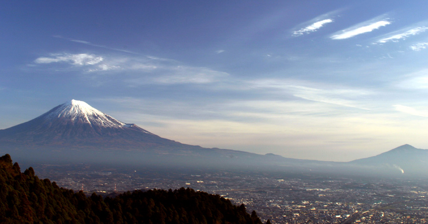 photo "My City" tags: landscape, architecture, mountains