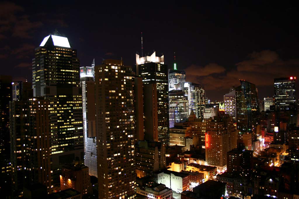 photo "City by Night" tags: architecture, travel, landscape, North America