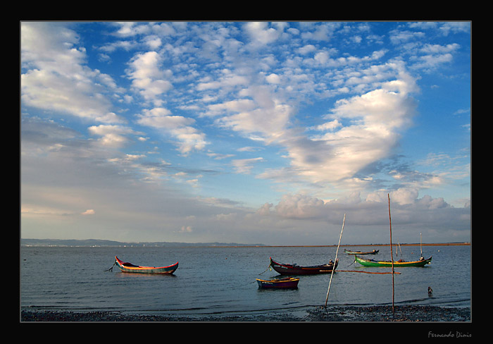 photo "Five boats" tags: landscape, clouds, water