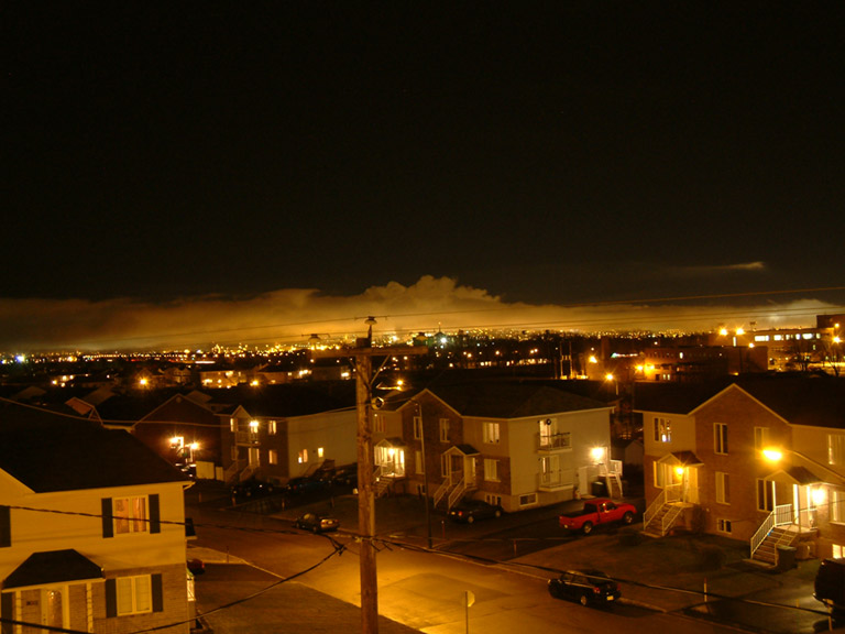 photo "Big cloud covering Quebec City" tags: landscape, night