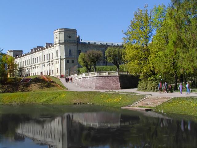 photo "Gatchins palace." tags: architecture, landscape, water