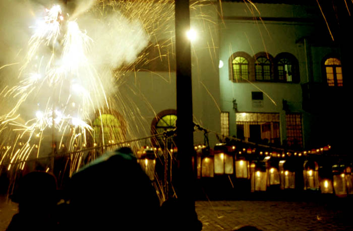 photo "fireworks in Bolivia" tags: travel, South America