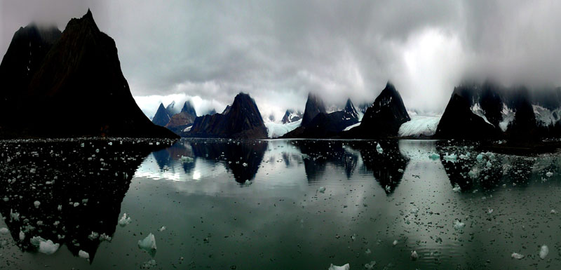 photo "magic Spitsbergen" tags: landscape, mountains, water