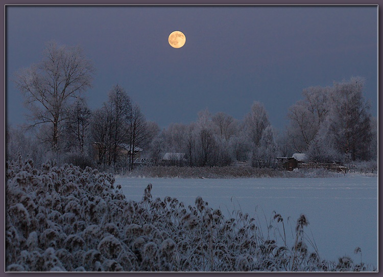 photo "January Moonrise" tags: misc., landscape, winter
