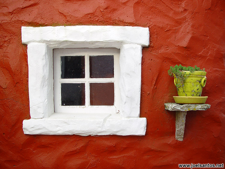 photo "White Window" tags: architecture, still life, landscape, 