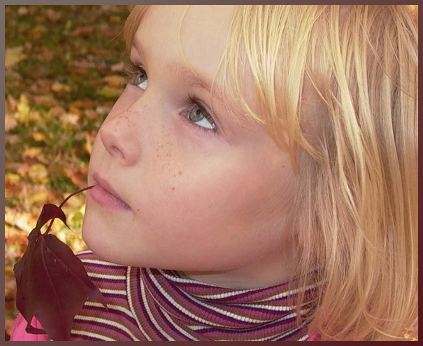 photo "Autumn thoughts..." tags: portrait, children