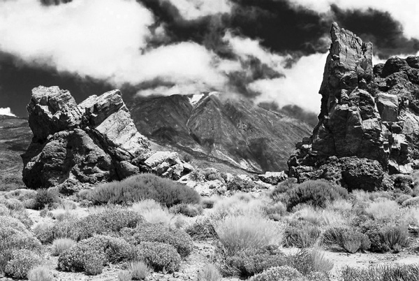 photo "volcan" tags: black&white, landscape, mountains