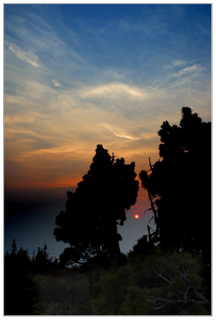 photo "Sunrise on White Salan mounts" tags: landscape, mountains, sunset