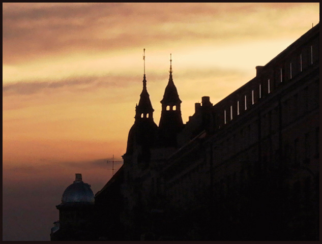 photo "Guards" tags: architecture, landscape, 