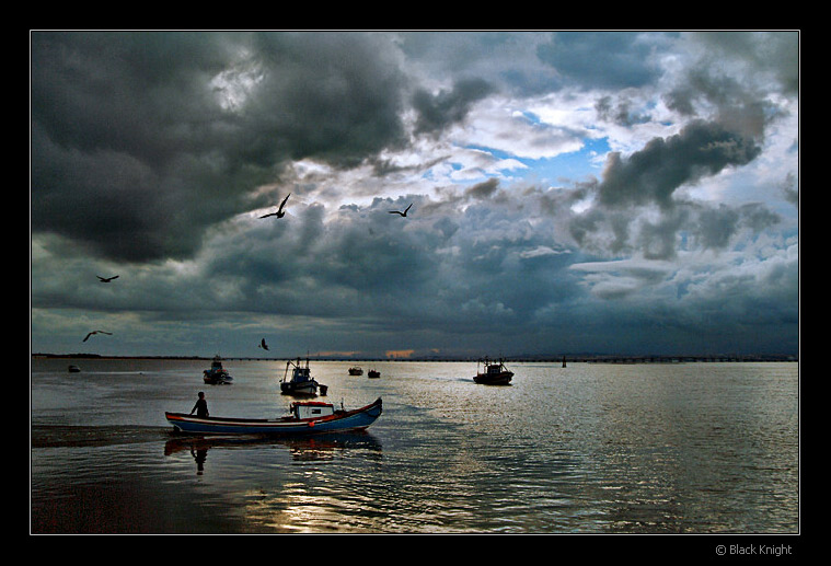 photo "Departure" tags: landscape, clouds, water