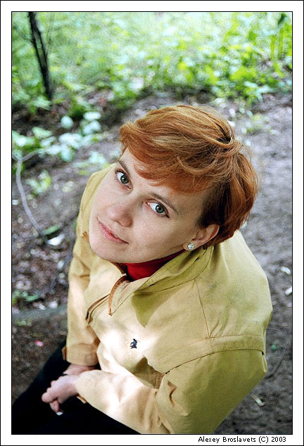 photo "Look Up" tags: portrait, woman