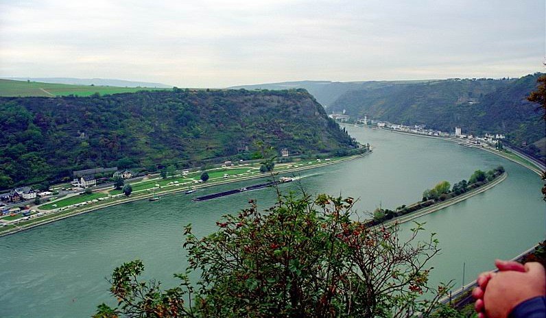 photo "Admire the scenery" tags: travel, landscape, Europe
