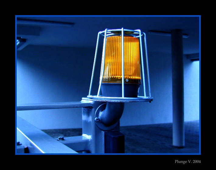 photo "...yellow in blue..." tags: genre, montage, 