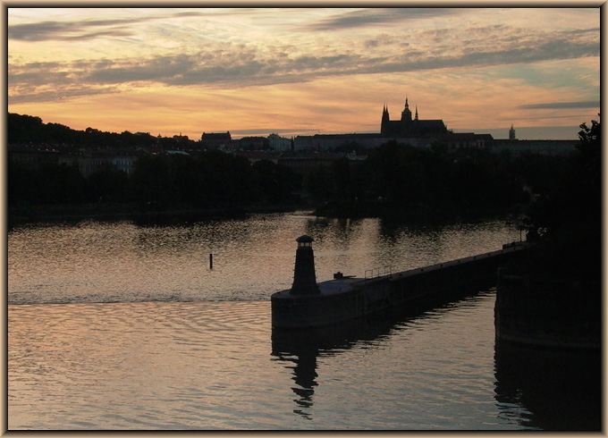 photo "Soft and gentle evening in Prague." tags: architecture, landscape, sunset