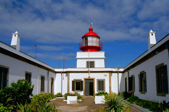 фото "Lighthouse Madeira II" метки: путешествия, архитектура, пейзаж, Европа