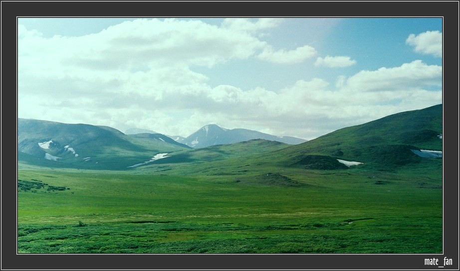 photo "green land" tags: landscape, clouds, mountains