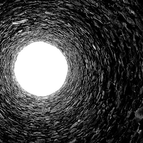 photo "..O....." tags: black&white, 