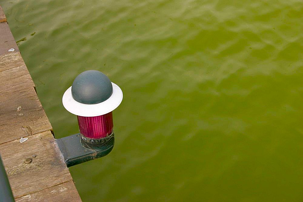 photo "Red lamp" tags: abstract, 