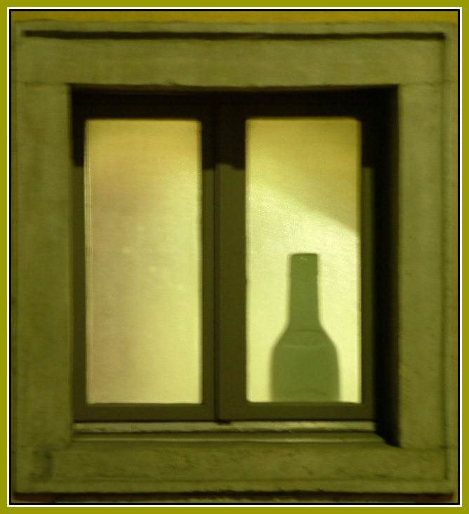 photo "The Bottle" tags: architecture, landscape, 