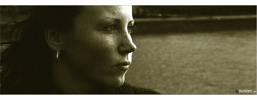 photo "- view -" tags: portrait, black&white, woman