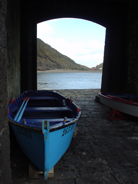 photo "a bot in a litle dock" tags: misc., 