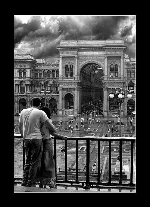 photo "Milan on the Fire" tags: black&white, 