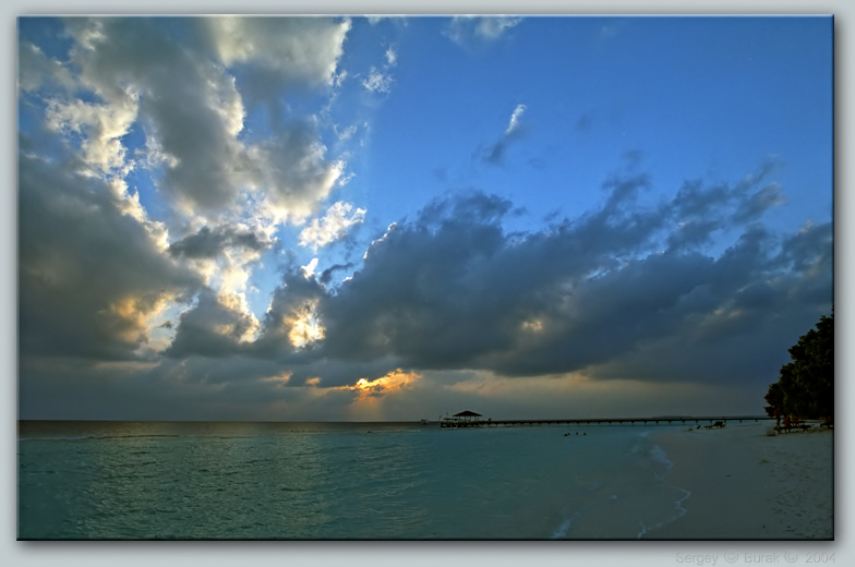 photo "Maldivian sunset - The first day" tags: landscape, clouds, sunset