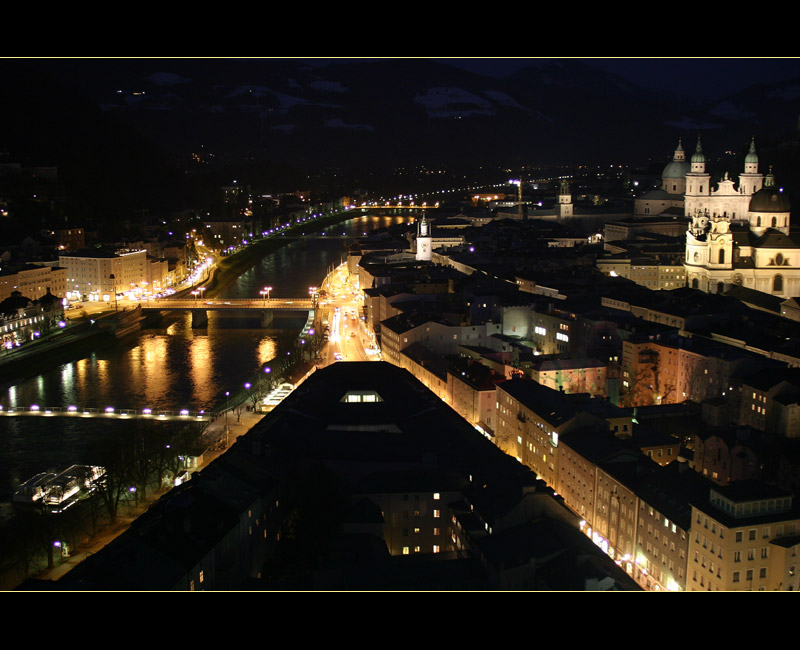photo ":: Salzburg @ night 2 ::" tags: architecture, landscape, 