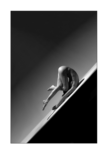 photo "balance _" tags: black&white, nude, 