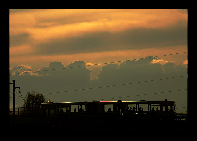 фото "Throught the cumulonimbus" метки: натюрморт, пейзаж, закат