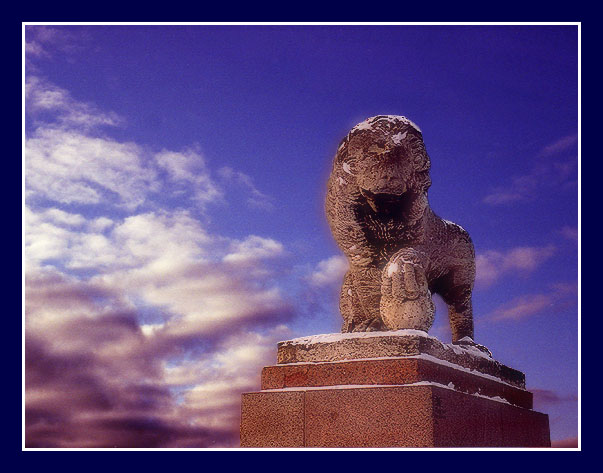 photo "Guardian Of Heaven" tags: architecture, landscape, clouds