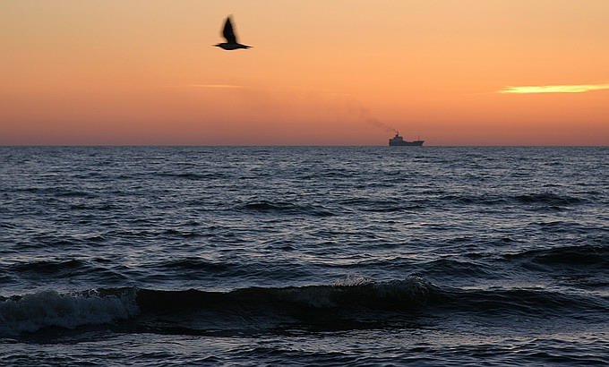 photo "Ship on the sea" tags: landscape, water