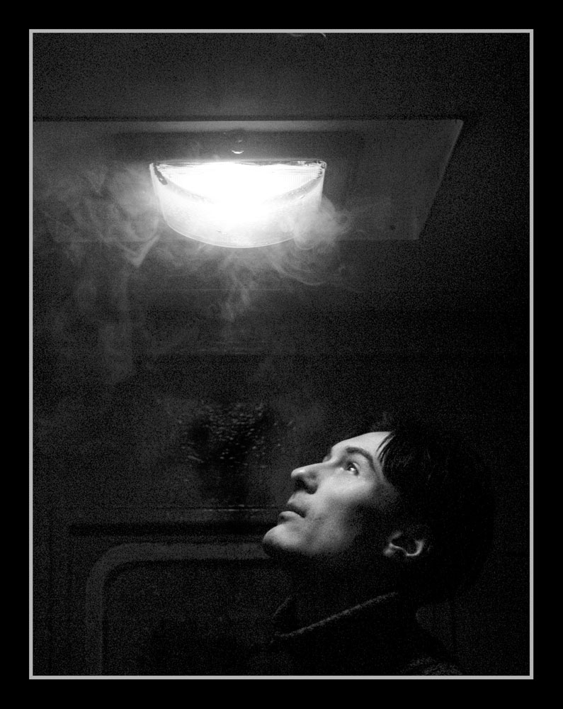 photo "Tambour Moon" tags: black&white, portrait, man