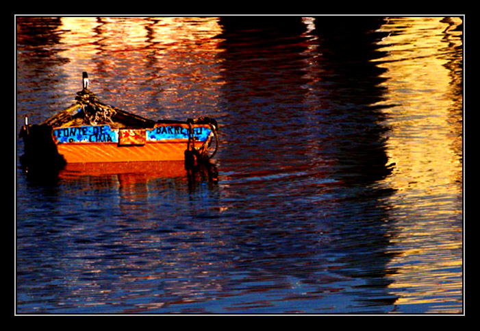 фото "in the lighted reflex" метки: разное, 