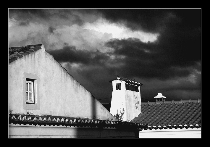фото "a stormy sky" метки: разное, черно-белые, 