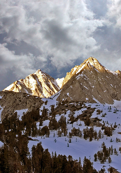 photo "Golden Peaks" tags: landscape, clouds, mountains