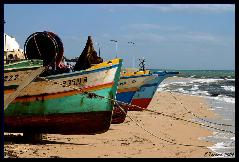 photo "Expecting fishermen" tags: travel, landscape, Africa, water