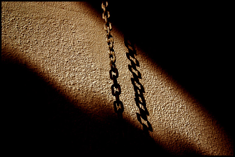 photo "Just another chain of your world" tags: abstract, still life, 